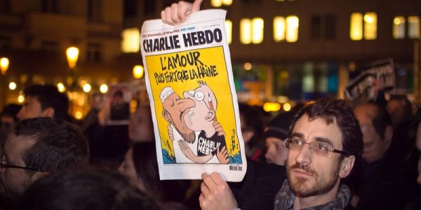 FRENTE AL TERRORISMO, PROPONEMOS EL AMOR
