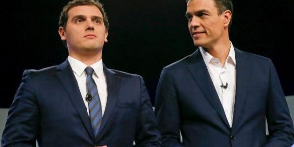 POLÍTICOS DE PACOTILLA QUE TE LA METEN